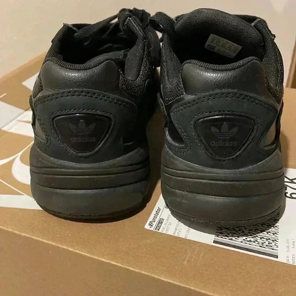 Adidas Sneakers - Picture 5 of 5